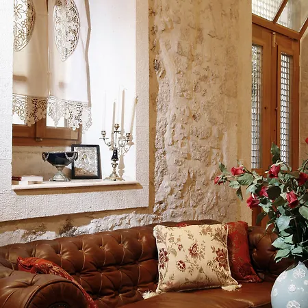 狮子座酒店 酒店