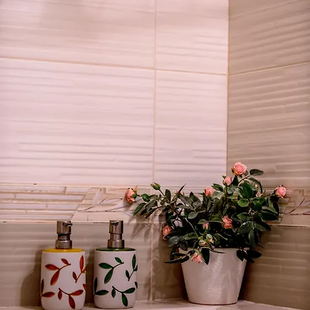 Ξενοδοχείο Leo 3*