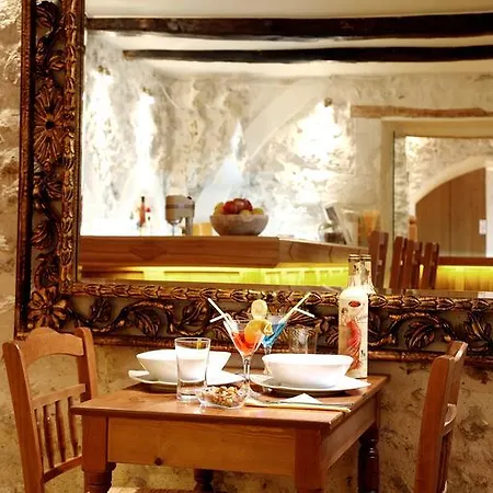 Leo 3* レティムノ