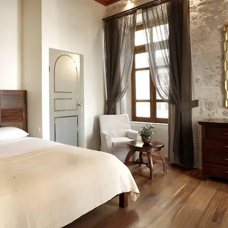 Leo Hotel Rethymno