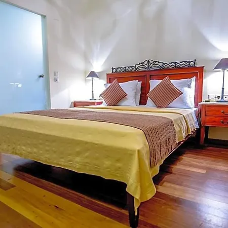 Hotel Leo 3*