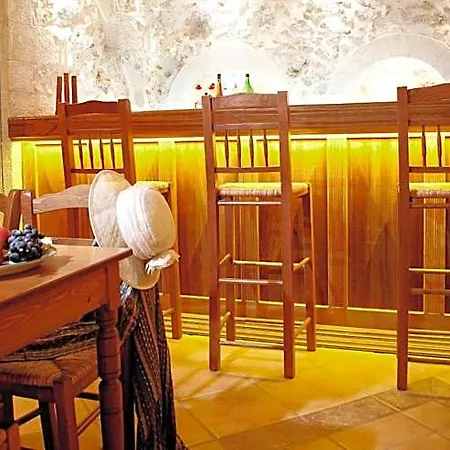 Leo Hotel Retimno