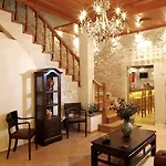Hotel Leo