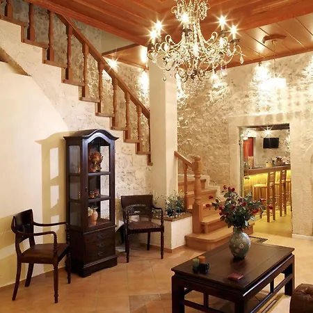 Leo Hotel 3*