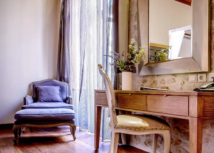 Leo Ретимно (Крит)